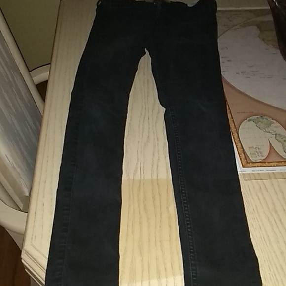 Jeans - Picture 1 of 3